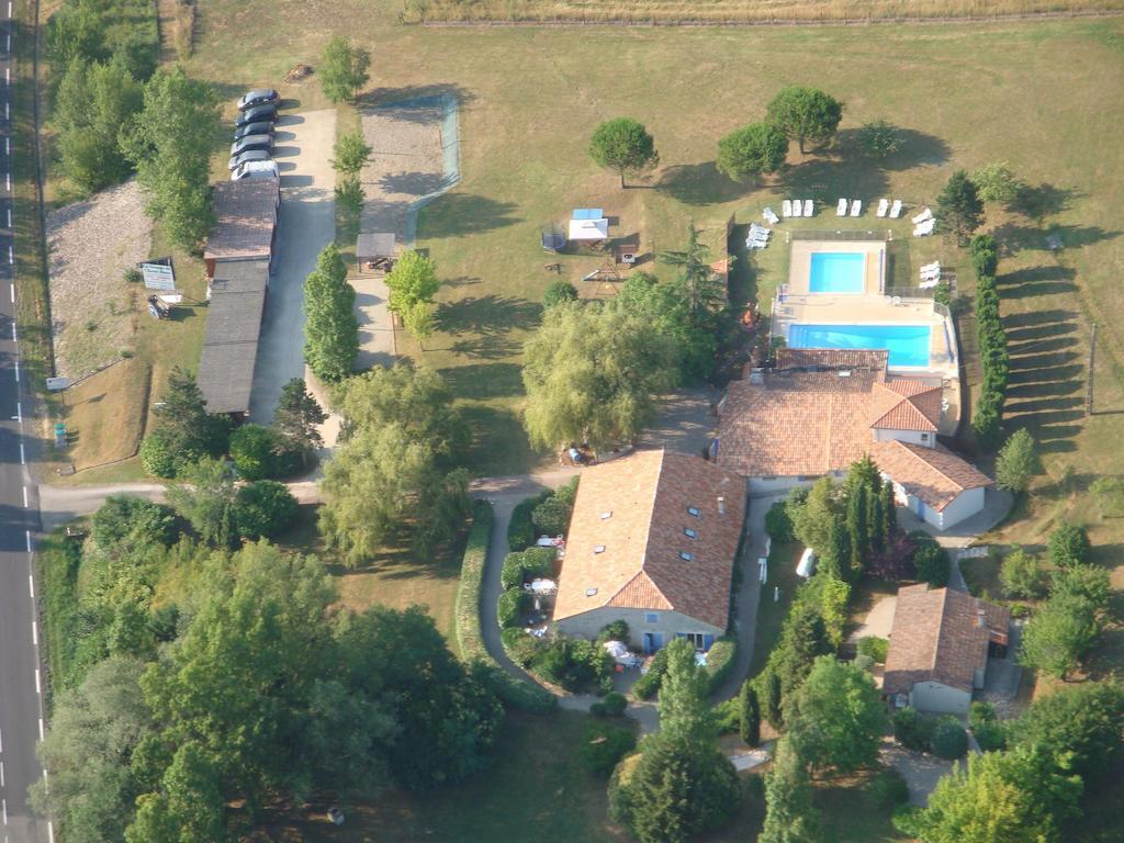La Grange Du Cheval Blanc Villeneuve-sur-Lot Room photo